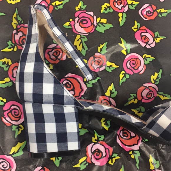 Betsey Johnson Ivee sandal block heel NEW WITH BOX - Picture 5 of 5